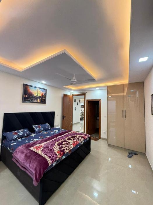 Stella Homestay Near Yashobhoomi with Rooftop
