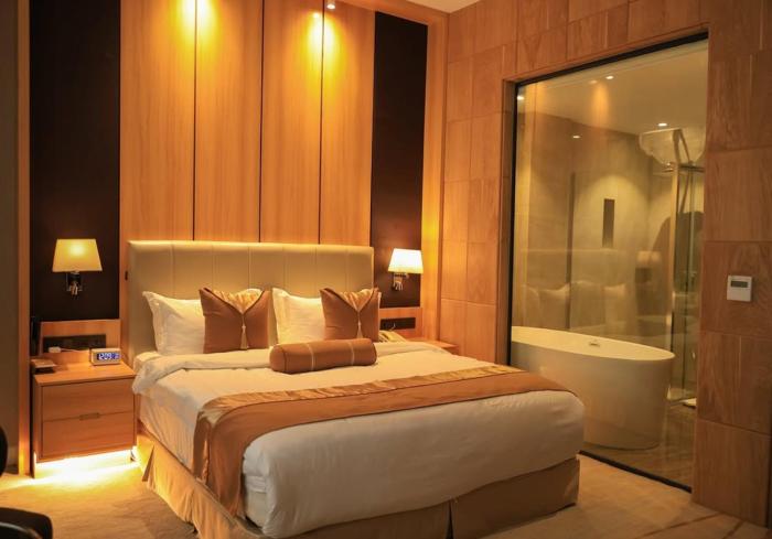 The Belwoods Hotel Near IGI Delhi