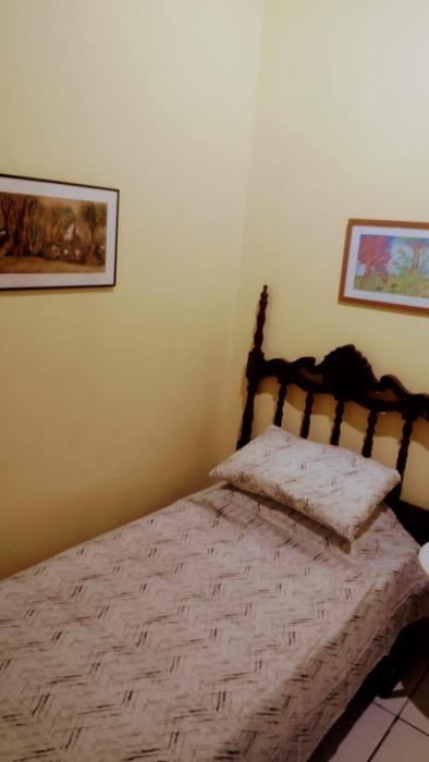 Quarto em Casa dos Gatos