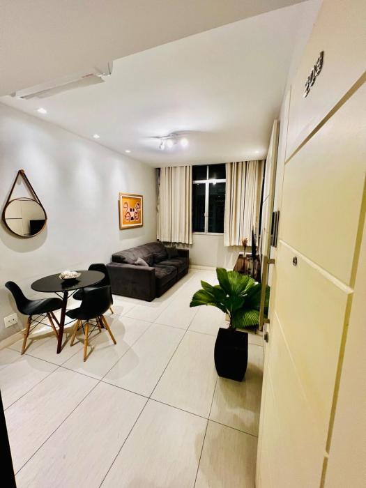 Modern Design Apartment with Workspace in Botafogo