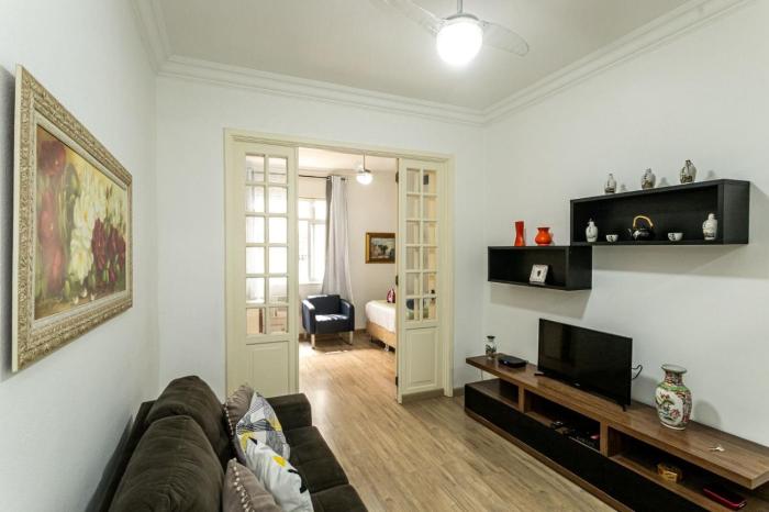 Quarto sala quadra da praia de Copacabana