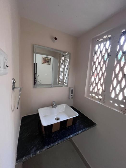 Adi Kashi Villa