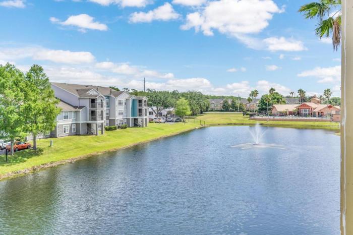 Grand Luxury 2BR Penthouse near Disney Parks