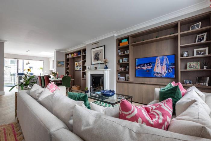 Callcott Street IV by onefinestay