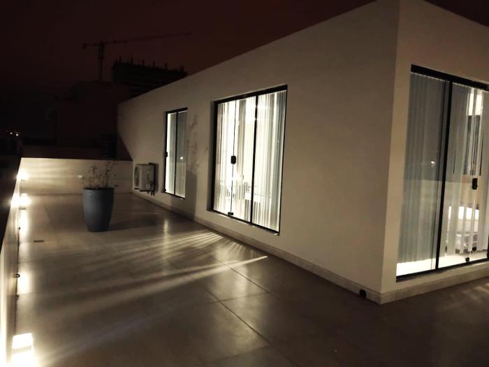 Amplio Penthouse 6A en el Prestigioso Elite Sirari