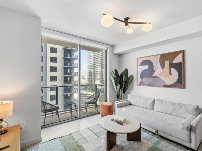 Prime Downtown Miami - Walk to Bayside