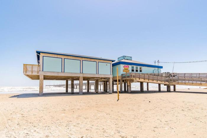 Unit 116 Executive Keys