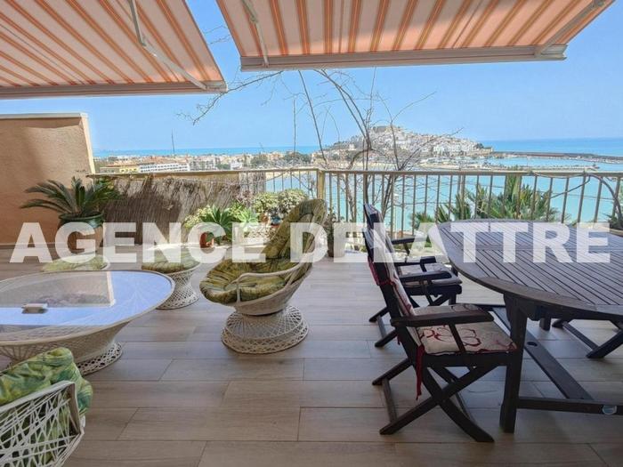 Apartamento moderno cerca del centro con parking privado - ES-389-26