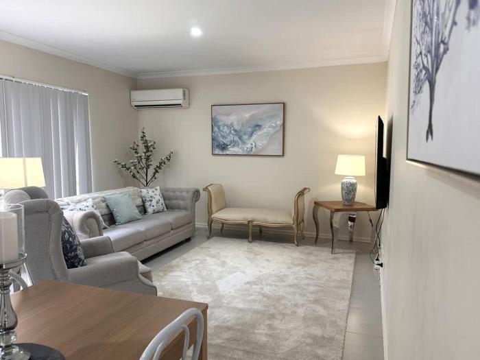 1 Sparkling Sanctuary Joondanna 3BR 2BA & Parking