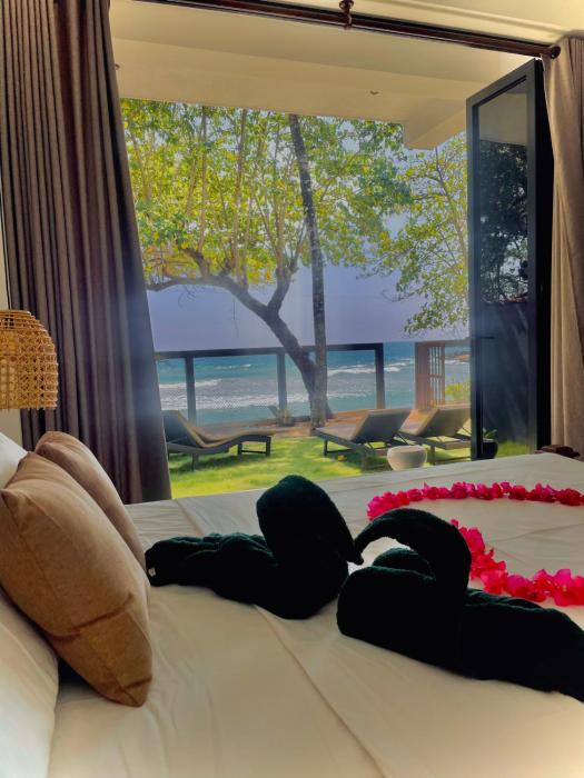 Bloom Beach Villa