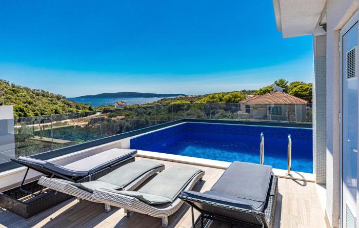 Lovely Home In Okrug Donji With Private Swimming Pool, Can Be Inside Or Outside