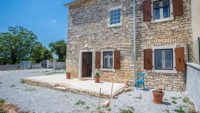 Holiday Home Zora - Radovani by Villas Guide