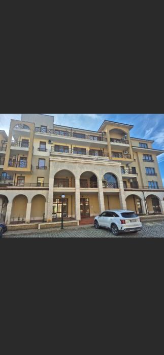 New Light house golf apartment