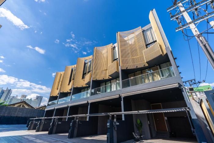 Heaven Thonglor 36 - Villa