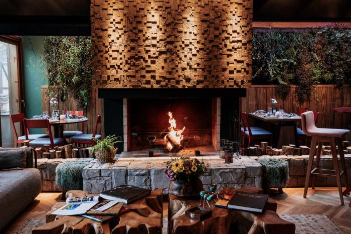 Wood Hotel
