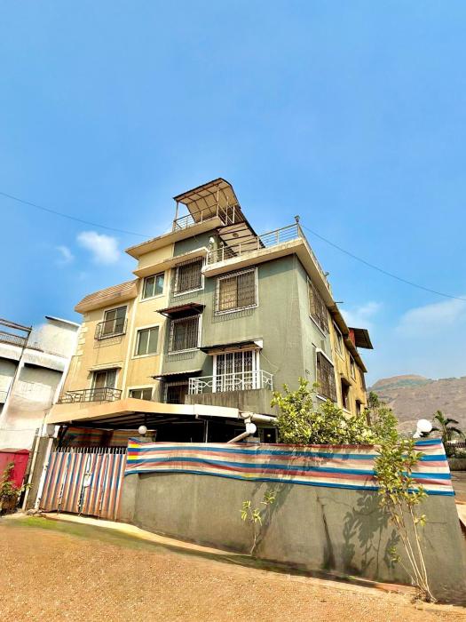 Iconiq Villa 2bhk Private Pool Near Della Resort