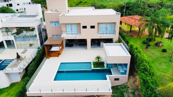 Mansão Exclusiva • Borda Infinita Escarpas do Lago