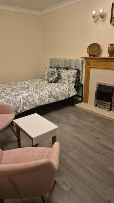 Spacious Double Room in a shared house