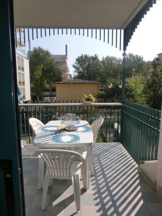 Homely flat with balcony and swimming pool