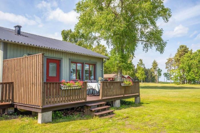 OLA1014-Byxelkrok-Grankullavaegen-324-F