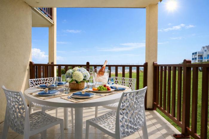 appartement 4-6 personnes vue mer port bourgenay