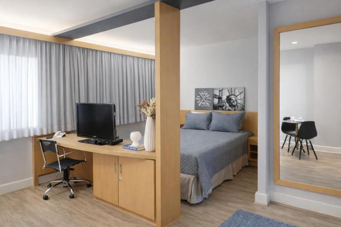 Jardins Próximo Oscar Freire com 2 Suítes & Piscina