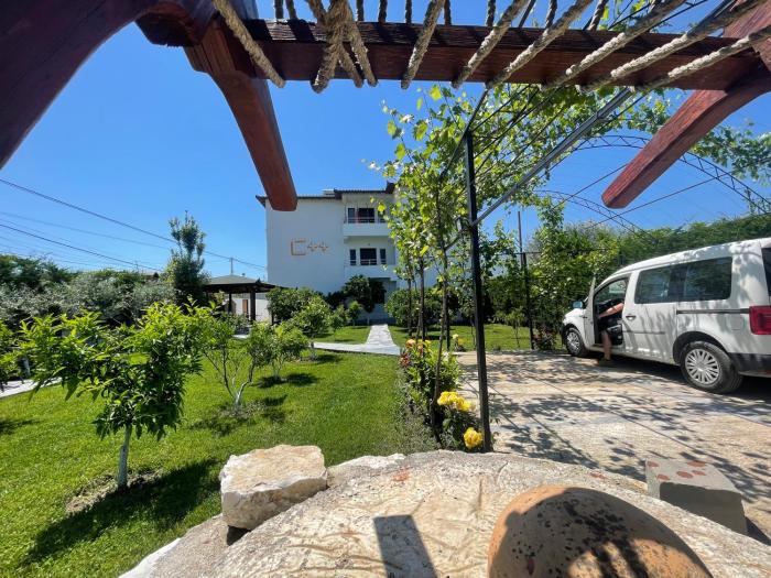 Xhulias Holiday Villa