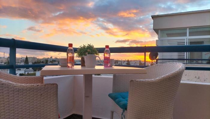 Lake Victoria apartment with unobstructed view