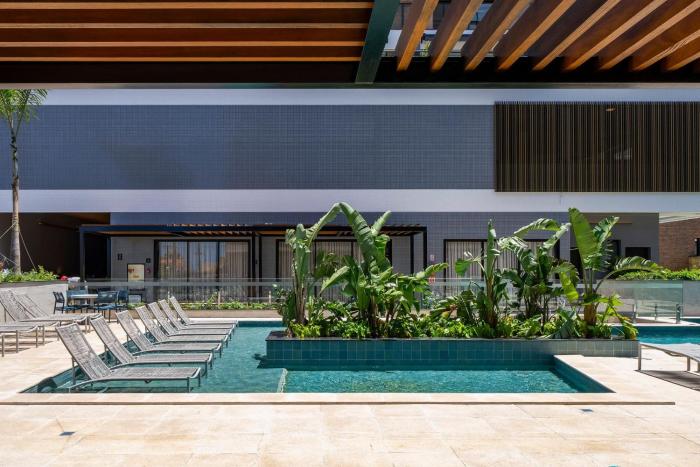 Lumina 602B – Luxo a 50 metros da Praia de Bombas