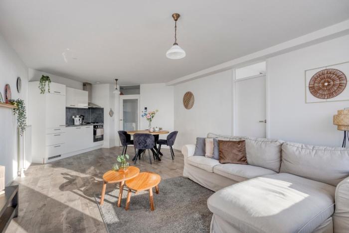 Comfortable Stay Near The Coast