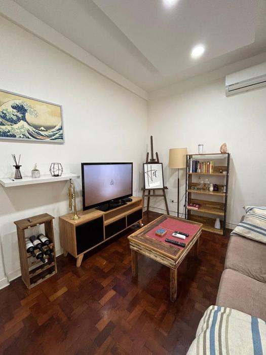 Amplio y completo 2 ambientes en Belgrano