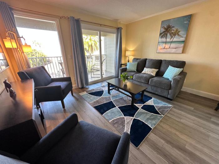 Ohara Properties at Sailport Suitesyour sunset views awaits!!