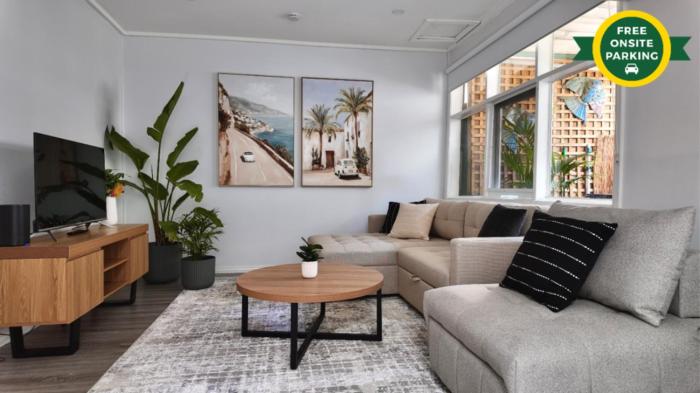 The Parkside Luxe Escape