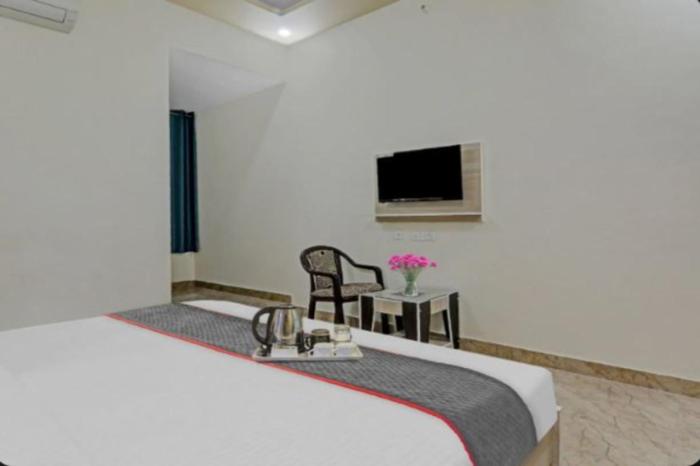 RROOMS Elite Hotel P S Palace