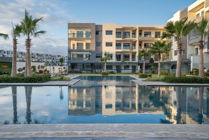 Luxury Residence Beach Gym and Garage