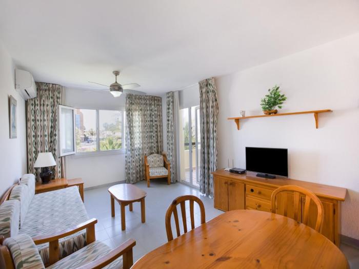 Lively Apartment with Large Pool