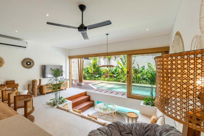 Tenang - 3BR Pererenan Villa with Sunken Lounge