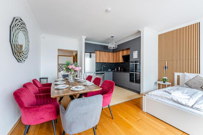 The Horizon- Penthouse 3BR with AC, Top Location