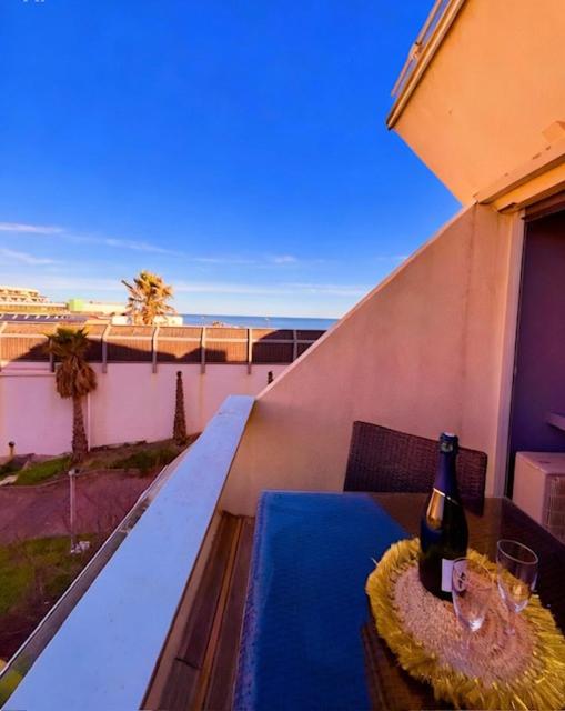 Héliopolis C41 - Studio avec terreasse vue mer - 2 à 4 personnes au pied de la plage