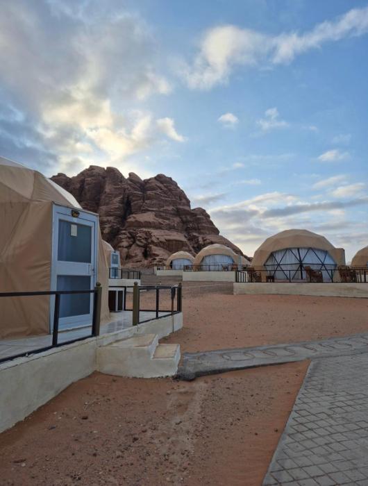 Sofia Bubble Luxury Camp