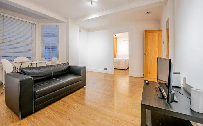 Bright Modern 2 bed flat 5 min walk to Marble Arch