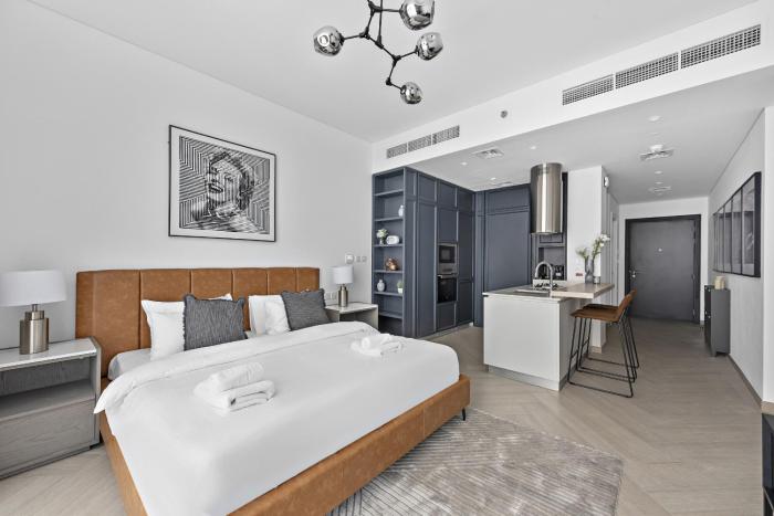 VayK - Ideal Studio in Sobha Hartland
