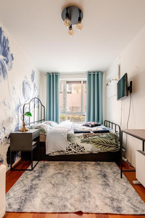 SM Center located room on the canal