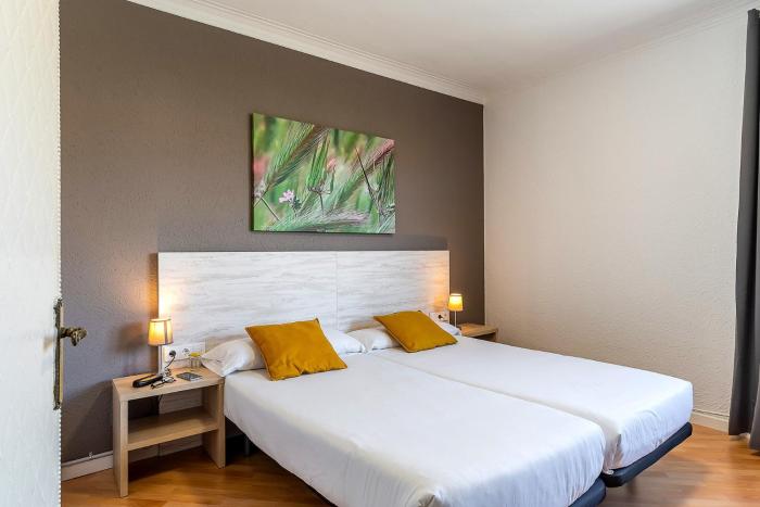 4254 - AB Sagrada Familia Views III-II