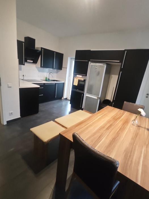 Exklusives Work and Stay Apartment Nähe Olpe, Attendorn und Finnentrop 3 Schlafzimmer 6 betten , Küche, Bad
