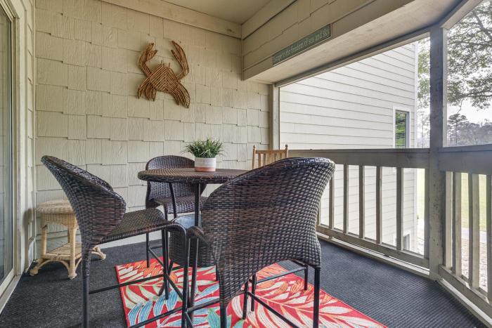 Golf Course Home with Balcony in North Myrtle Beach!