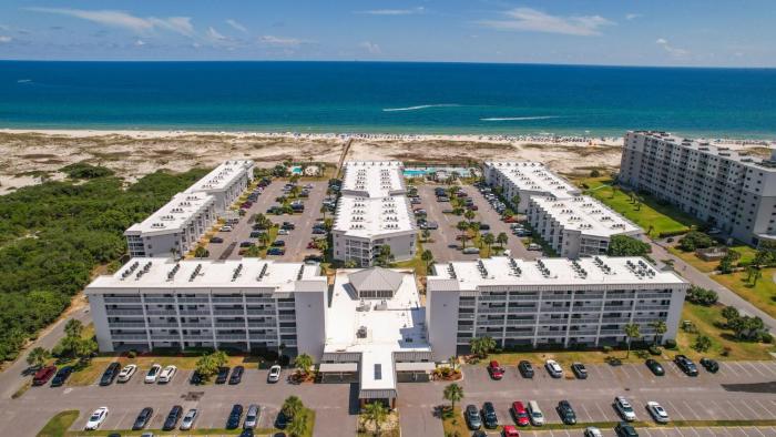 Gulf Shores Plantation 2127 Two Bedroom, Two Bath Condo