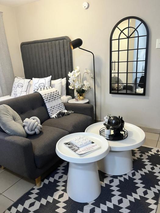 B-Hive at Devland Room 3