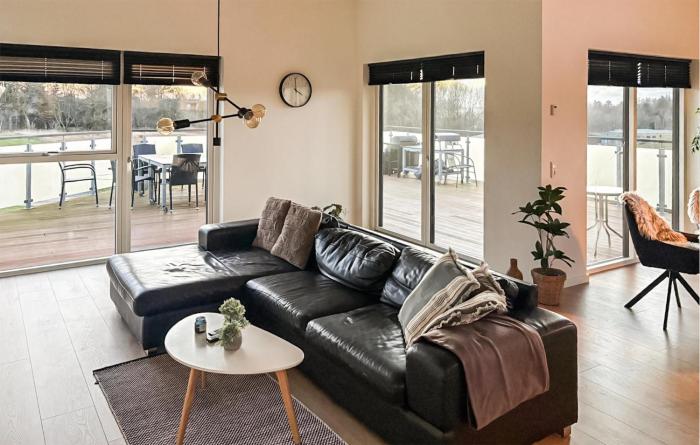 Lovely Home In Spøttrup With Wifi