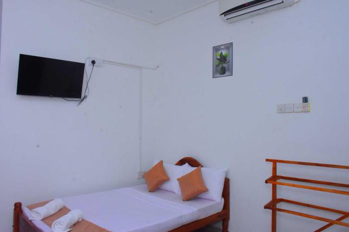 Superson wild safari inn